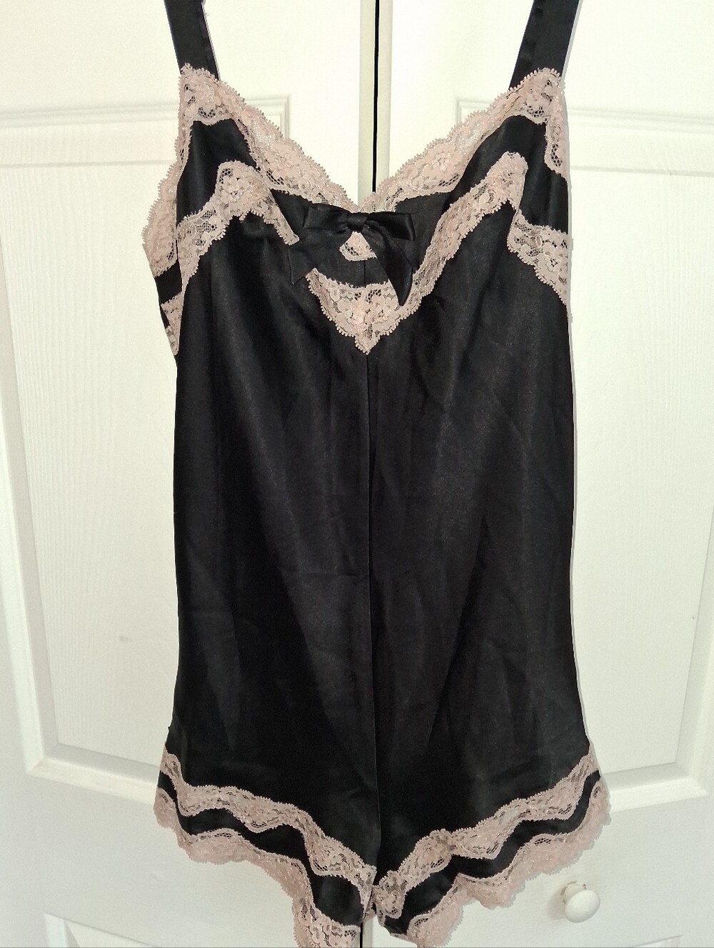 Victoria's Secret Vintage Y2K  Black Satin Pink Lace Trim Romper. Size S.